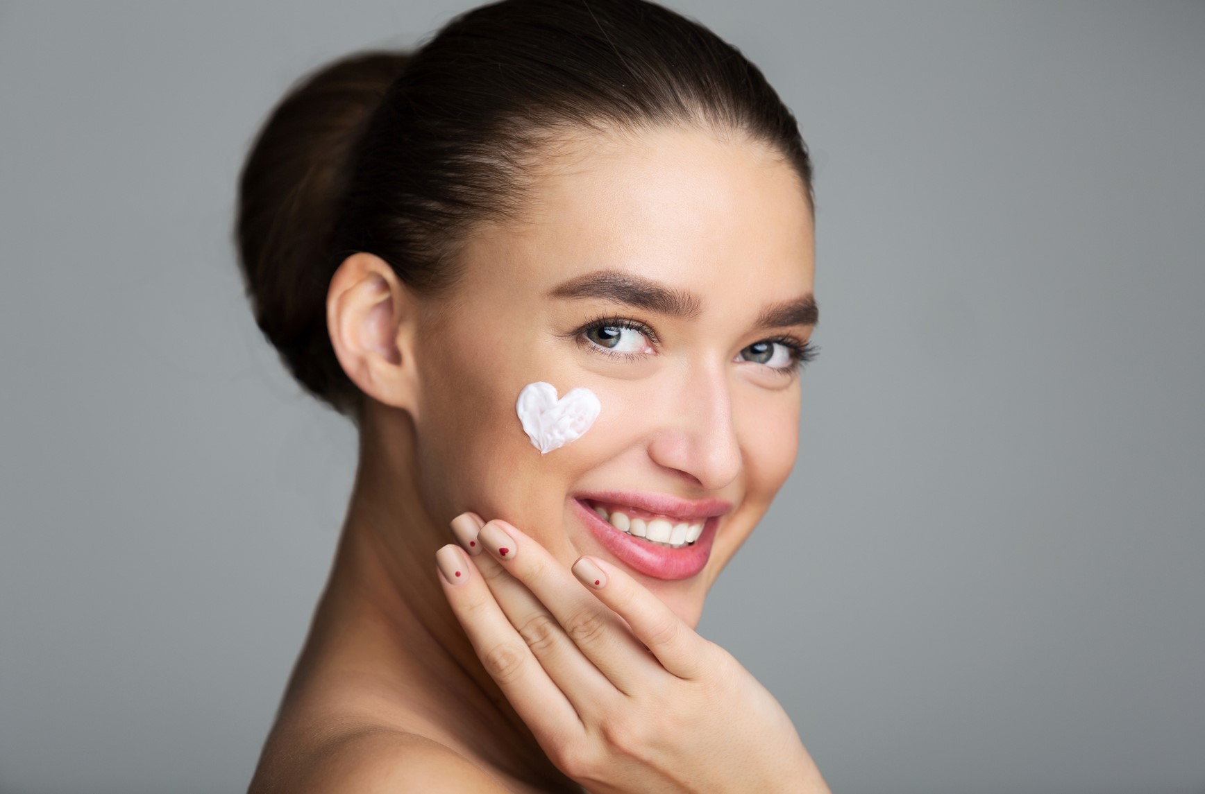 LOS 5 PASOS MÁS IMPORTANTE PARA TU RUTINA DE SKINCARE DESPUÉS DEL MAQUILLAJE